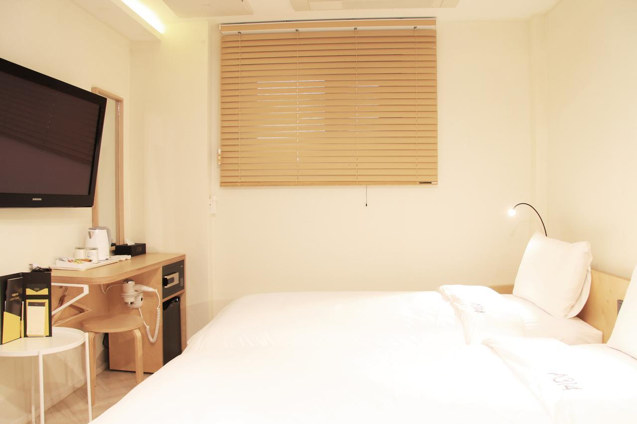 A314 Hotel Seoul Bagian luar foto