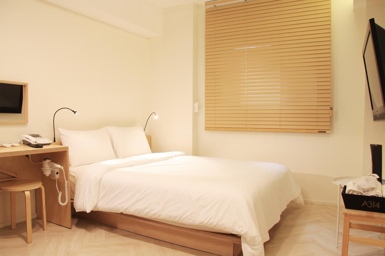A314 Hotel Seoul Bagian luar foto